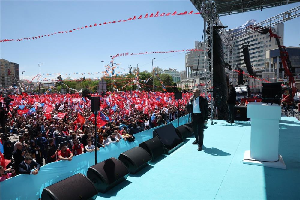 Başkan Büyükkılıç, Büyük Kayseri Mitingi’nde konuştu Başkan Büyükkılıç, Büyük Kayseri Mitingi’nde konuştu