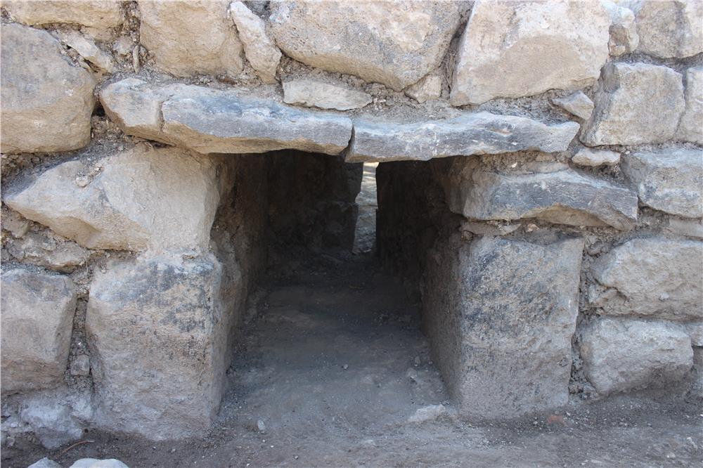 8 Asırlık Keykubadiye Sarayı’ndaki Hamam Yapılan Kazılar İle Ortaya Çıkarıldı