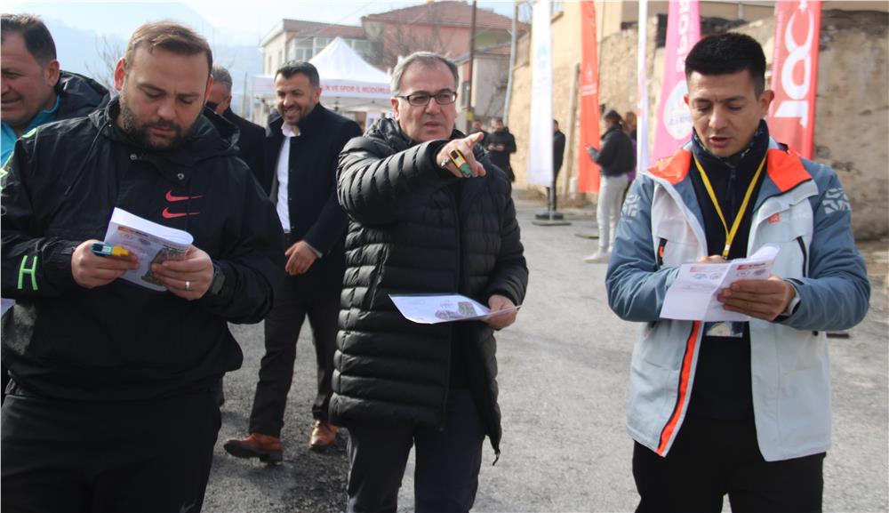 300 sporcu Hacılar