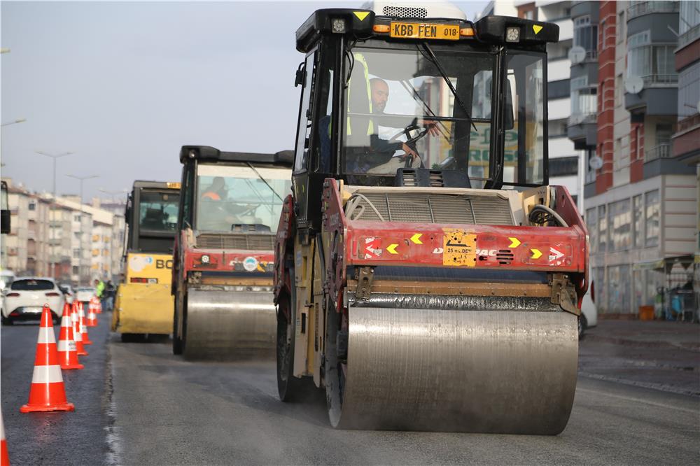 Erkilet Bulvarı yenilenmiş yola kavuşuyor Erkilet Bulvarı yenilenmiş yola kavuşuyor