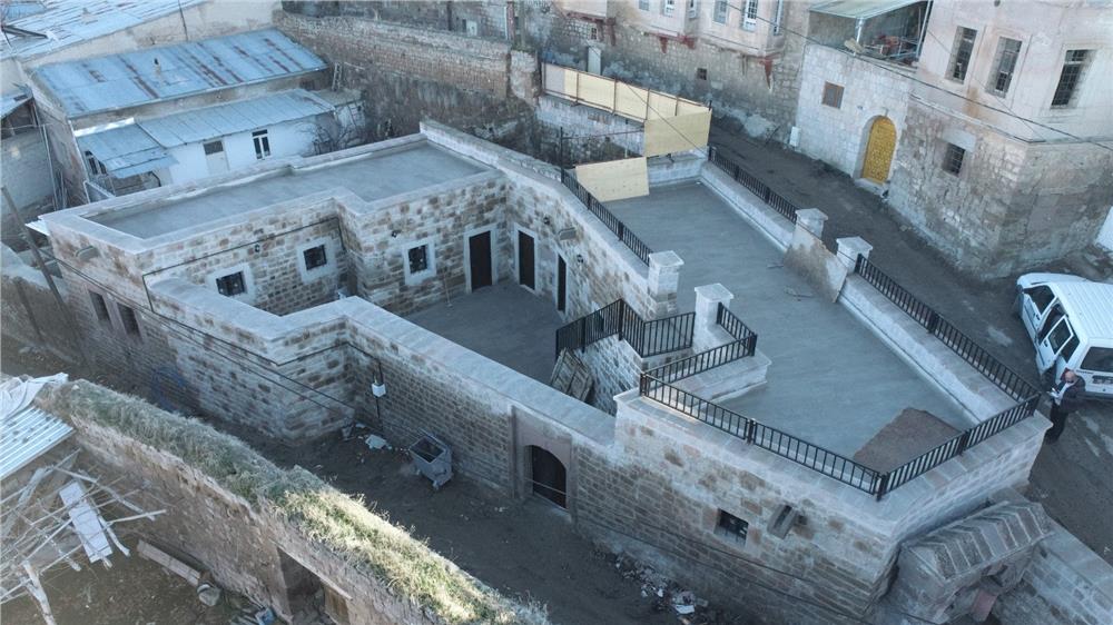 Melikgazi'de tarihi eserler restore ediliyor