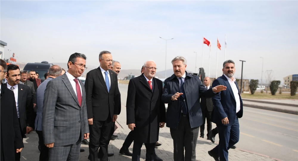 Palancıoğlu: 'Kentimiz bir sanayi merkezi' Palancıoğlu: 'Kentimiz bir sanayi merkezi'