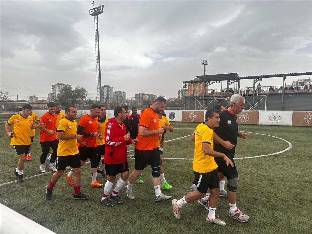 Görme Engelliler Futbol Milli Takımı Kayseri’de kampa girdi