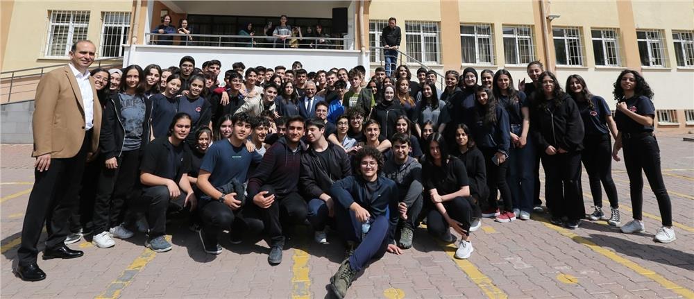 Kayseri Büyükşehir'den 18 milyon TL'lik eğitim desteği