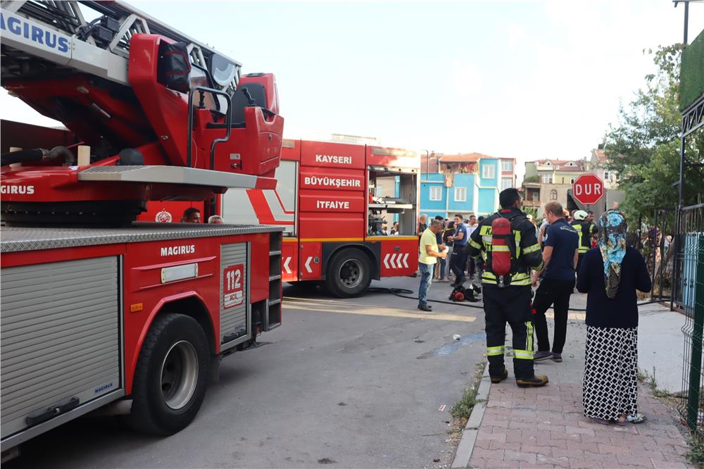 Kayseri'de yangın Kayseri'de yangın