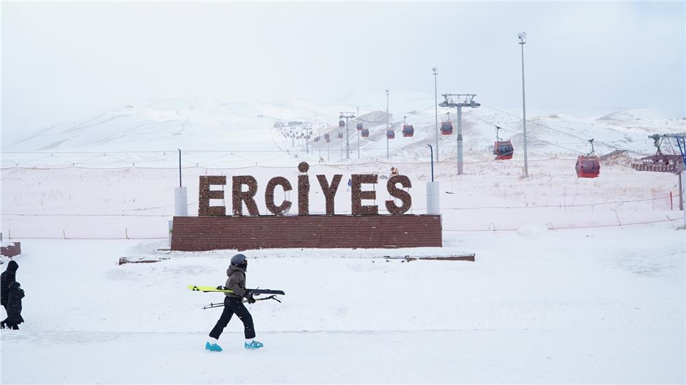 Erciyes’te tesisler bakıma giriyor Erciyes’te tesisler bakıma giriyor