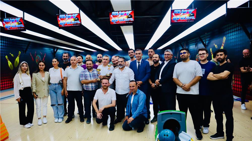 Gazeteciler bowling turnuvasında yarıştı Gazeteciler bowling turnuvasında yarıştı