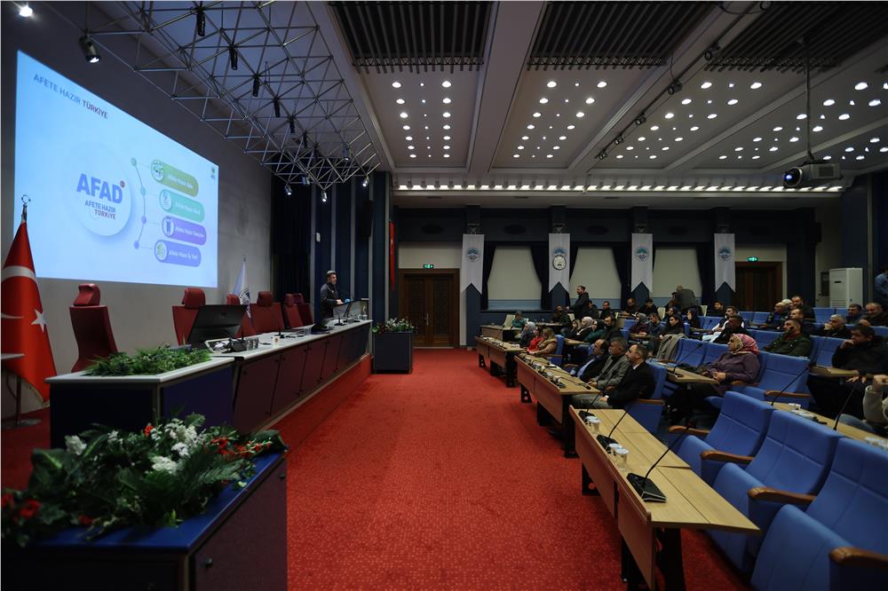 Büyükşehir personeline afet farkındalık eğitimi Büyükşehir personeline afet farkındalık eğitimi