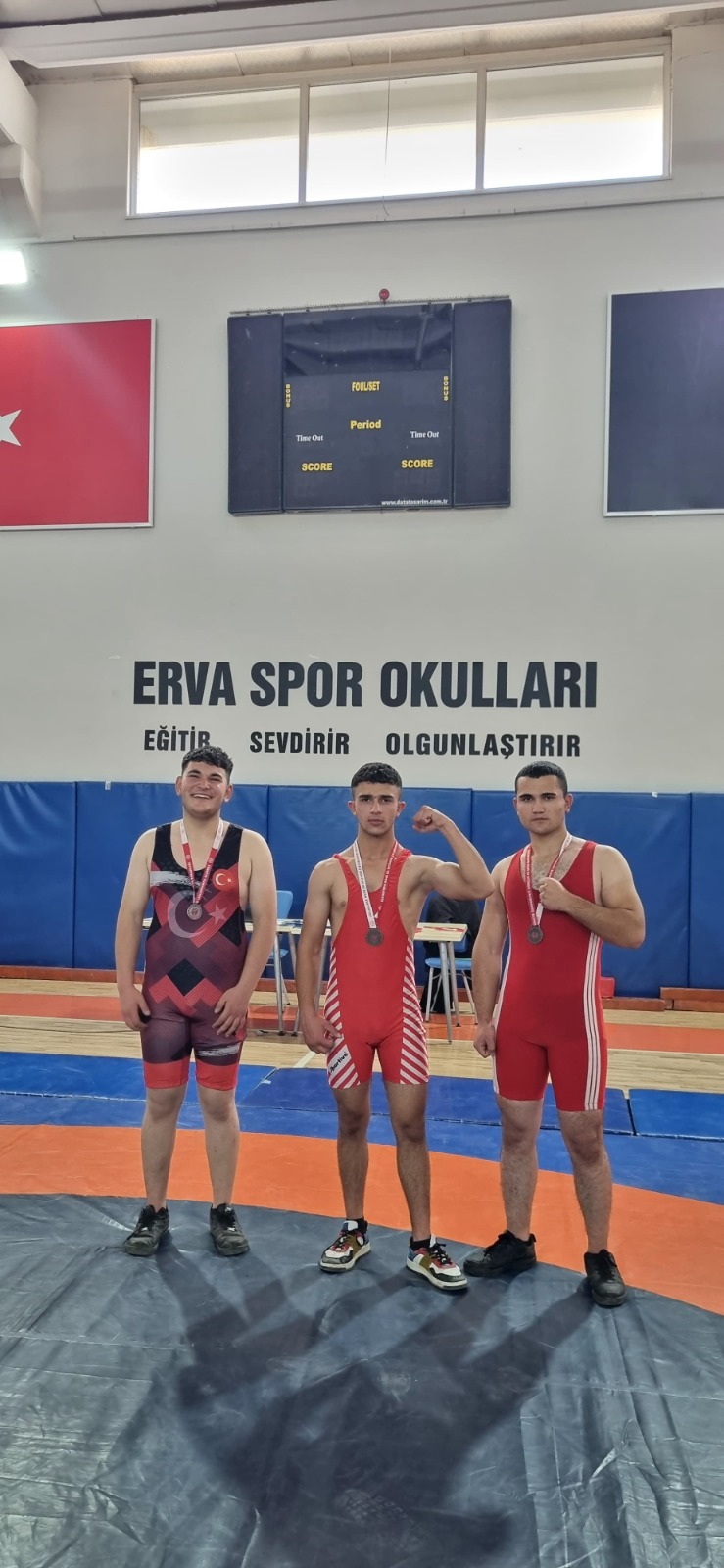 'ERVA' sporcuları dereceye giriyor 'ERVA' sporcuları dereceye giriyor