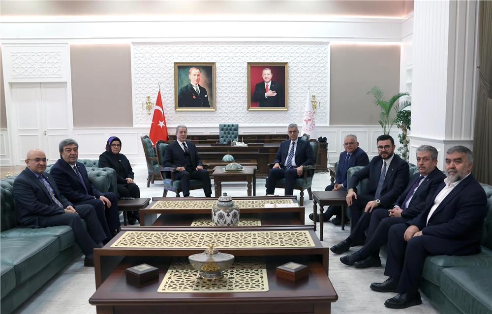 AK Parti heyetinden, Sağlık Bakanı Memişoğlu