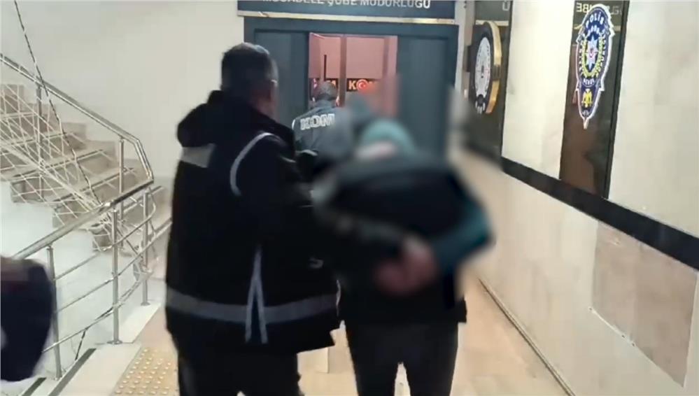 Kayseri'de 1 milyon 800 bin boş makaron ele geçirildi Kayseri'de 1 milyon 800 bin boş makaron ele geçirildi