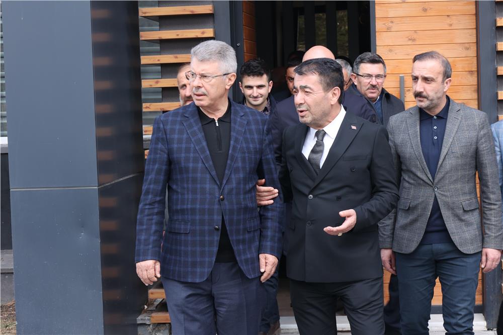 Bünyan’da yapılacak olan çuval fabrikası için yer teslimi gerçekleştirildi Bünyan’da yapılacak olan çuval fabrikası için yer teslimi gerçekleştirildi