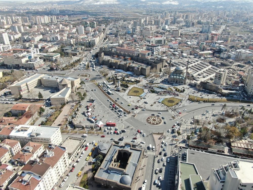 Kayseri'nin nüfusu 1 milyon 452 bin 458 kişi oldu