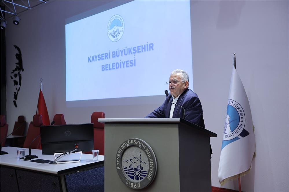 Başkan Büyükkılıç, Kartal Kavşağı Projesi’ni kamuoyuna tanıtıyor Başkan Büyükkılıç, Kartal Kavşağı Projesi’ni kamuoyuna tanıtıyor