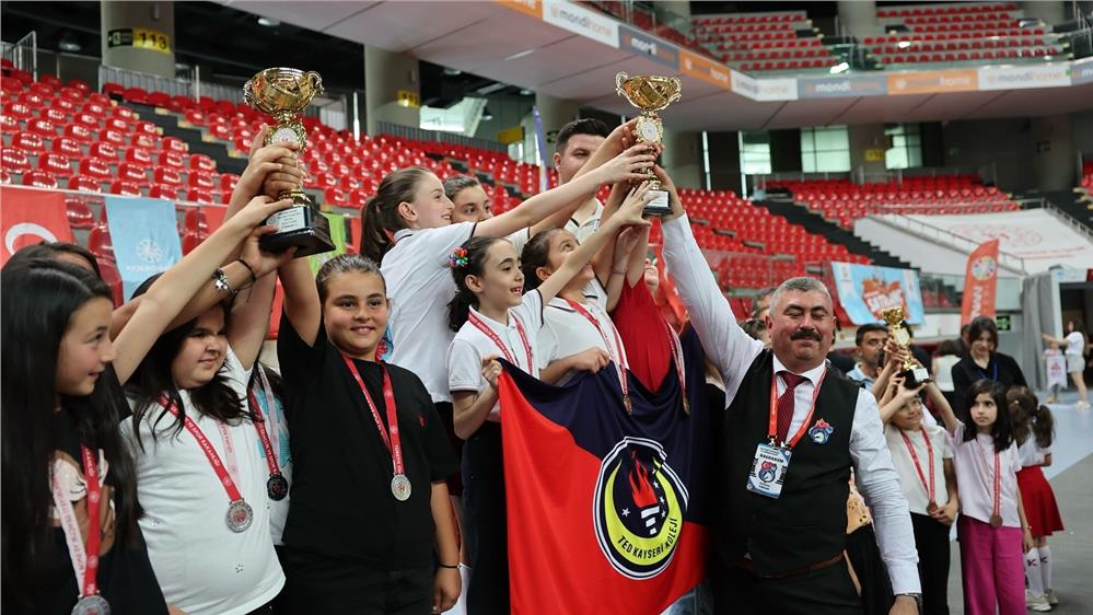 Başkan Çolakbayrakdar: Kayseri’yi satrançta da marka şehir yapmak için çalışıyoruz Başkan Çolakbayrakdar: Kayseri’yi satrançta da marka şehir yapmak için çalışıyoruz