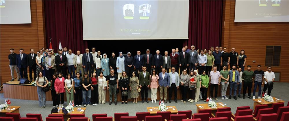 KAYÜ'de, 'İngiliz Hristiyan Siyonizmi ve Filistin Meselesinin Oluşumu' konulu konferans düzenlendi KAYÜ'de, 'İngiliz Hristiyan Siyonizmi ve Filistin Meselesinin Oluşumu' konulu konferans düzenlendi