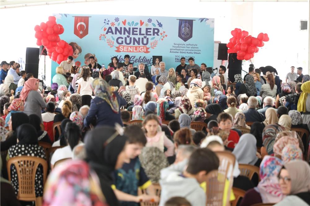 Melikgazi Belediyesi, Anneler Günü Şenliği ile gönüllere dokundu Melikgazi Belediyesi, Anneler Günü Şenliği ile gönüllere dokundu