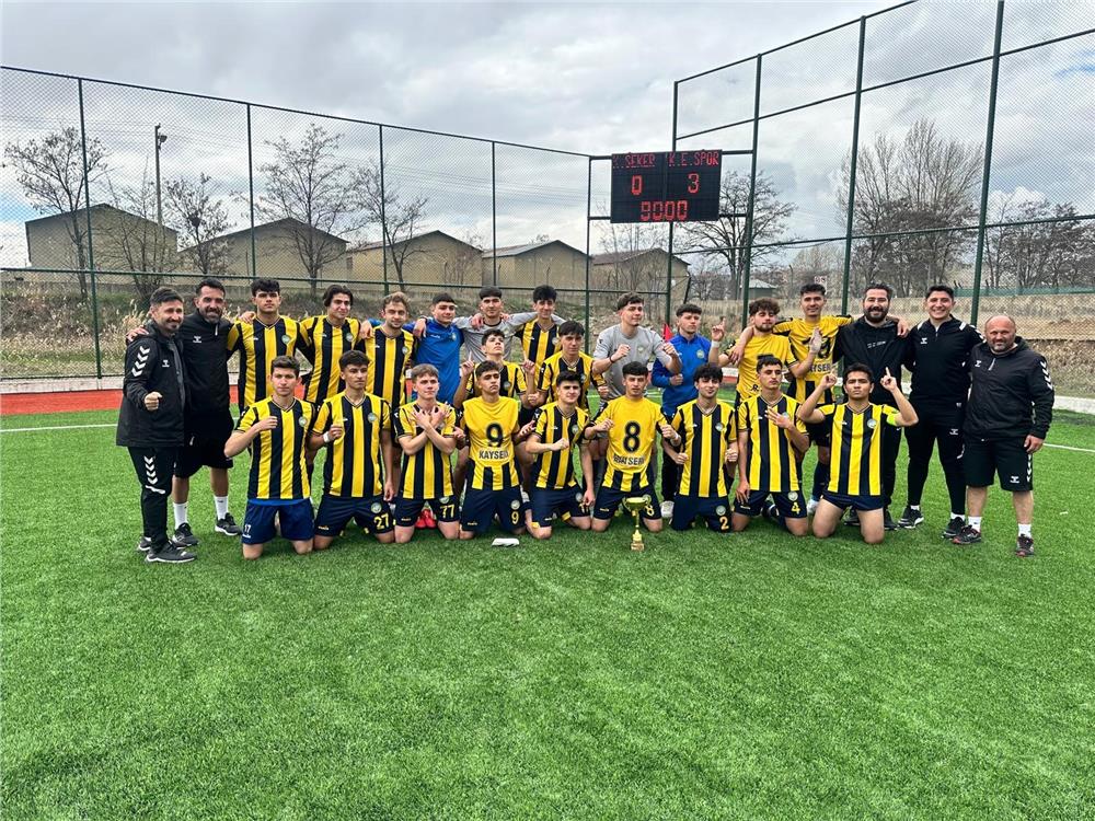Şampiyonun adı değişmedi; Talas Belediyespor Şampiyonun adı değişmedi; Talas Belediyespor
