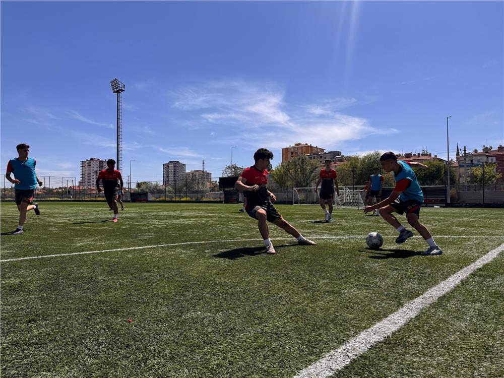 Sokaklar Bizim 5x5 Futbol Turnuvası sonuçlandı Sokaklar Bizim 5x5 Futbol Turnuvası sonuçlandı