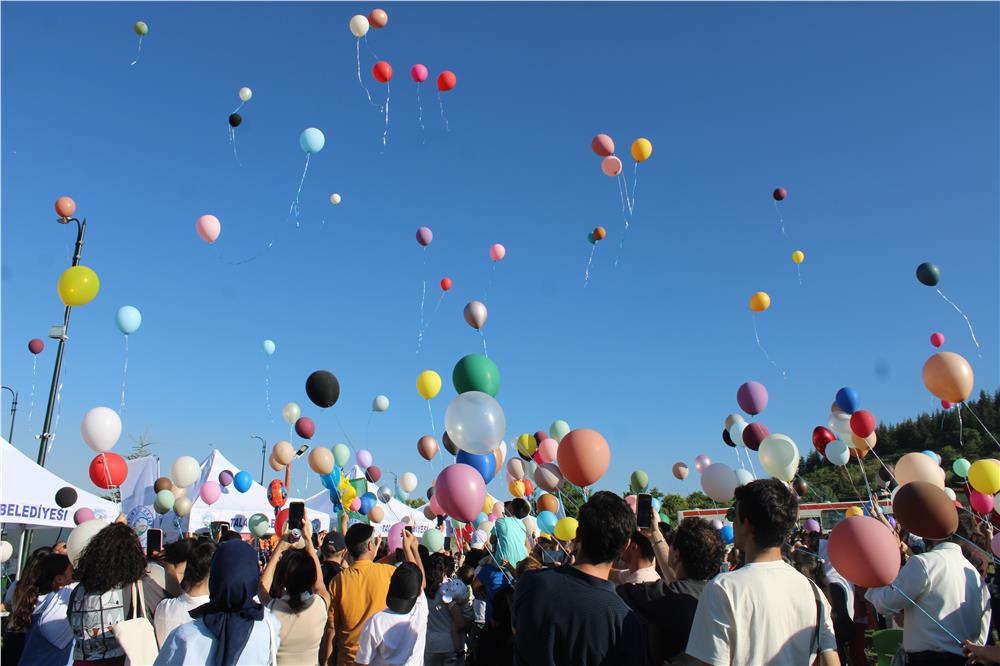 Balonlar Deniz için havalandı Balonlar Deniz için havalandı