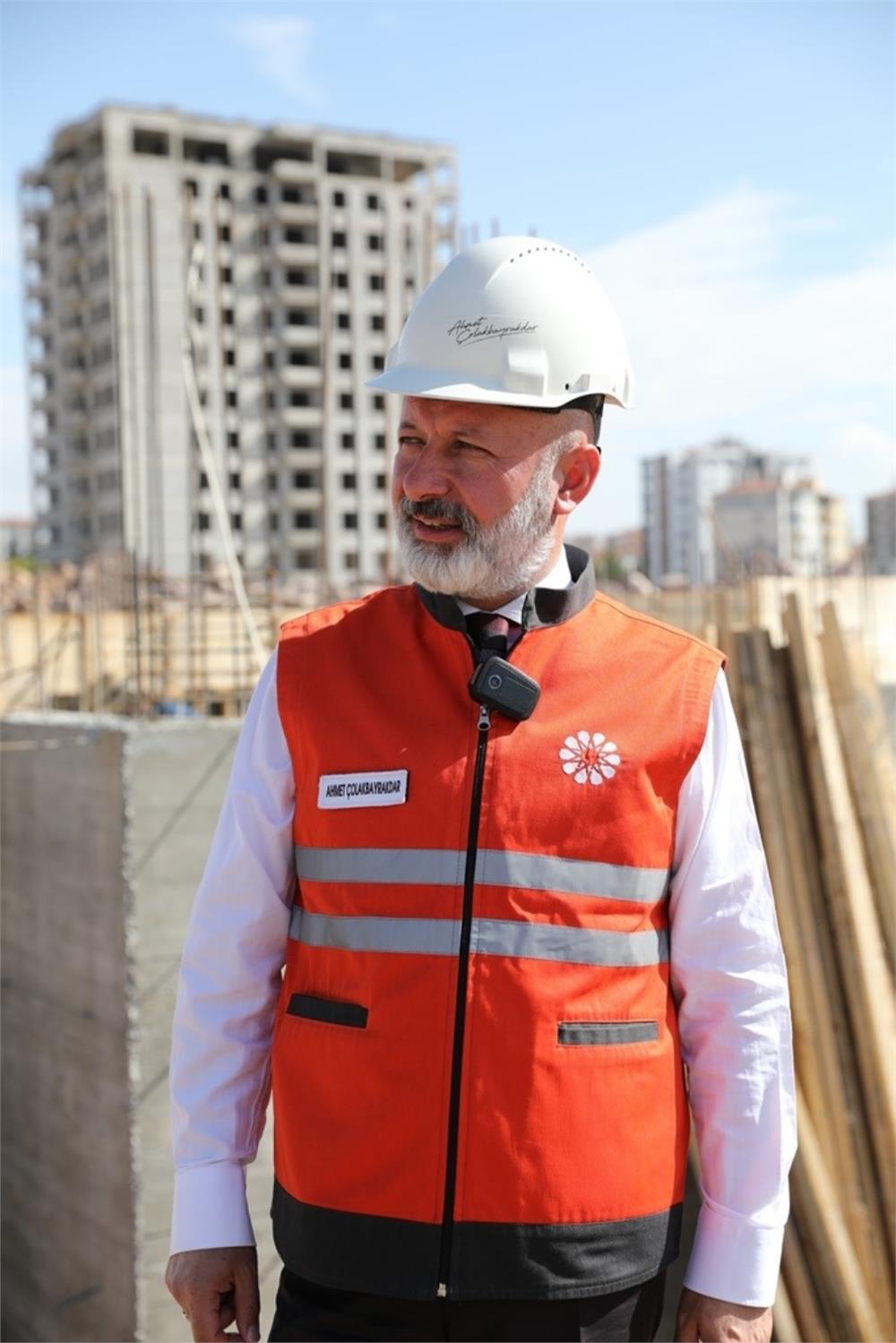 Başkan Çolakbayrakdar: Başkan Çolakbayrakdar: