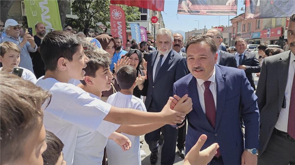 Çiçek: ERVA Spor Okulu öğrencilerimizin hep arkasında olacağız
