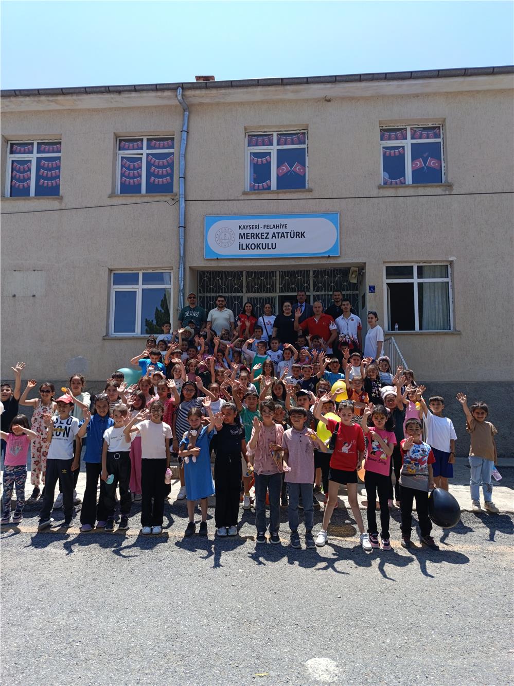 ERÜ’den Spor Yap, Karne hediyesini kap etkinliği