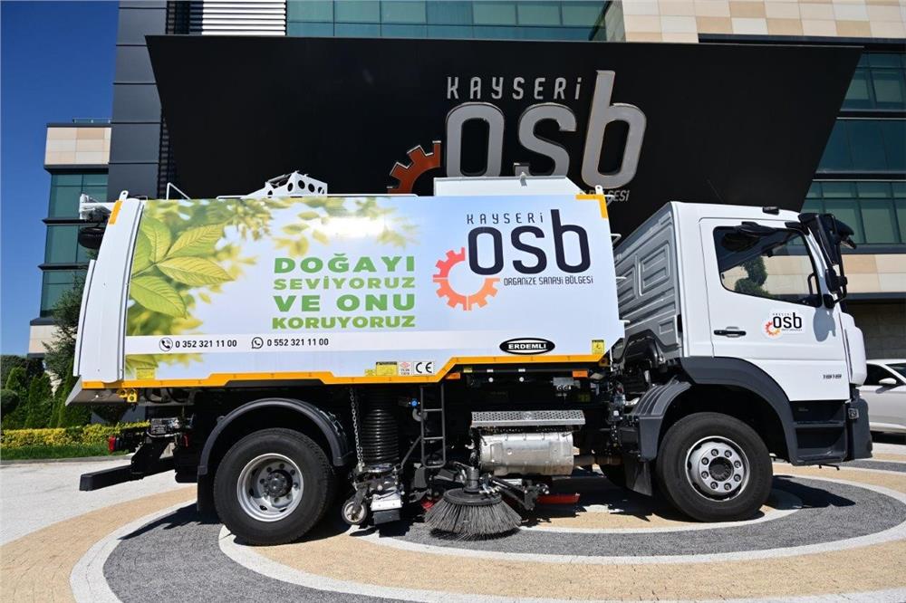 Kayseri OSB araç filosuna vakumlu yol süpürme aracı eklendi Kayseri OSB araç filosuna vakumlu yol süpürme aracı eklendi
