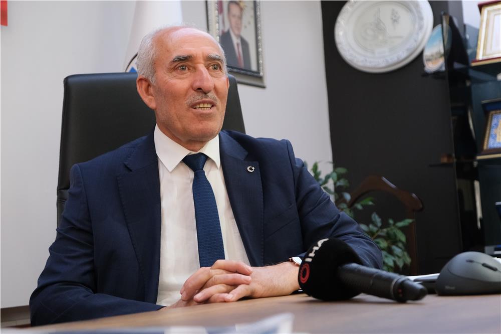 Kayserililer eski gurbetçileri arıyor. Kayserililer eski gurbetçileri arıyor.