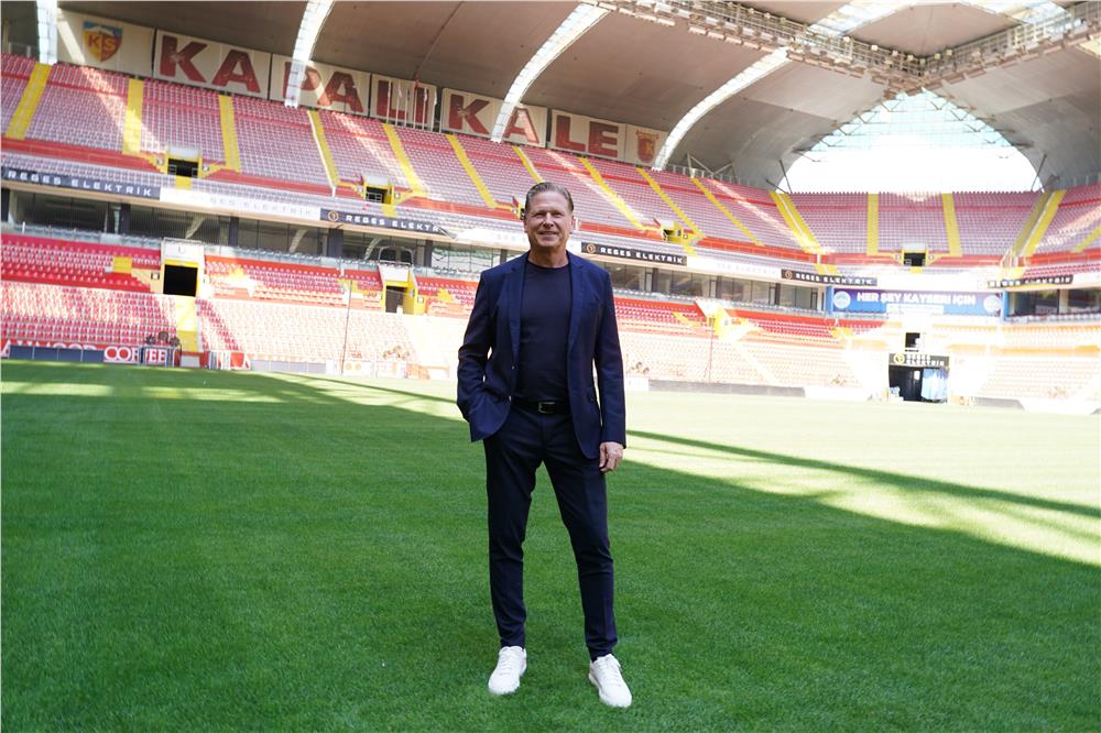 Kayserispor'da Gisdol'un yardımcıları belli oldu