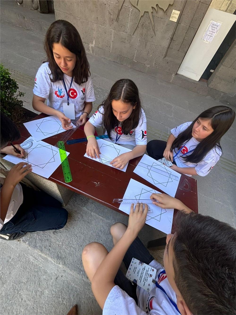 Selçuklu Uygarlığı ve Gevher Nesibe Tıp Tarihi Müzesi gençlerin ilgi odağı oluyor Selçuklu Uygarlığı ve Gevher Nesibe Tıp Tarihi Müzesi gençlerin ilgi odağı oluyor