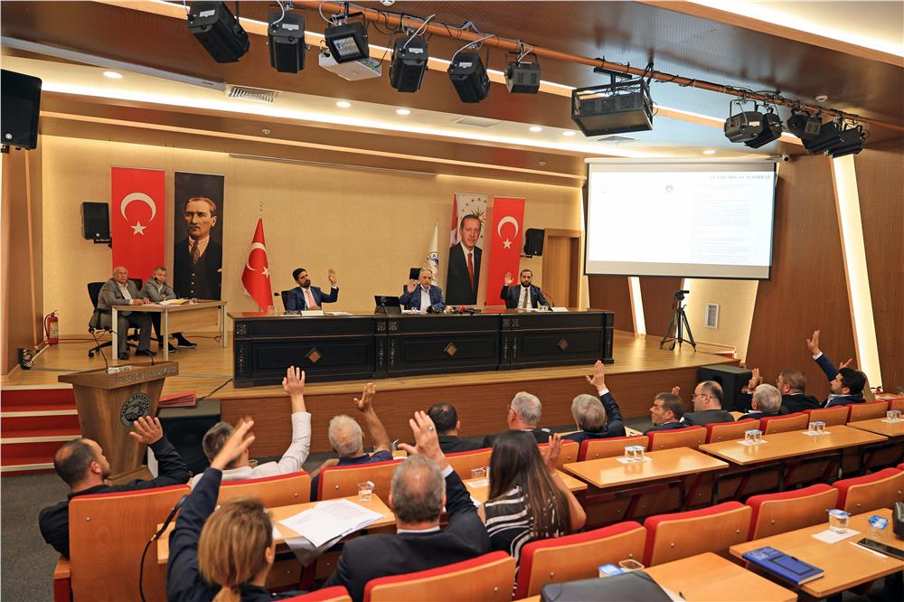 Talas Meclisi 10 maddeyi görüştü Talas Meclisi 10 maddeyi görüştü