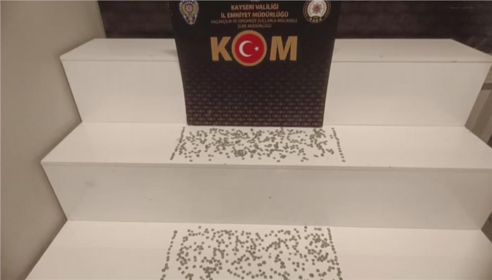 Tarihi eser kaçakçıları yakayı ele verdi Tarihi eser kaçakçıları yakayı ele verdi