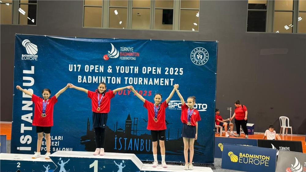 Badminton’da Kayseri’ye iki madalya Badminton’da Kayseri’ye iki madalya