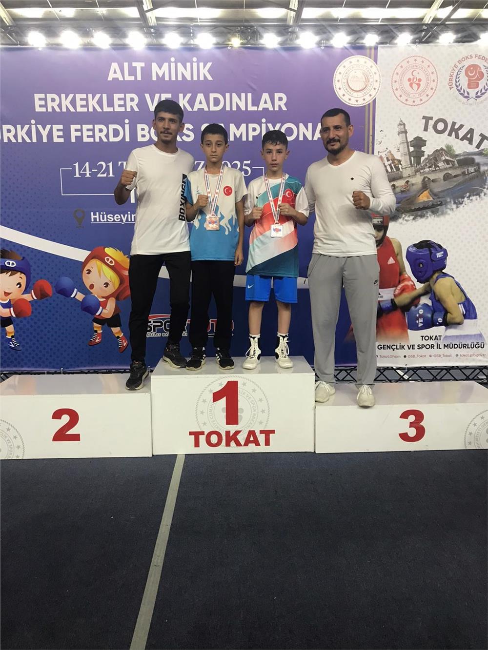 Celal Kuzu, Türkiye üçüncüsü oldu Celal Kuzu, Türkiye üçüncüsü oldu