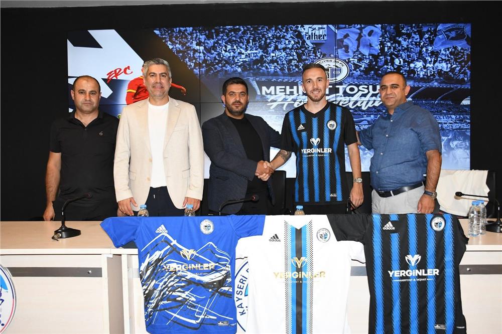 Erciyes 38 FK, Mehmet Tosun'u renklerine bağladı Erciyes 38 FK, Mehmet Tosun'u renklerine bağladı