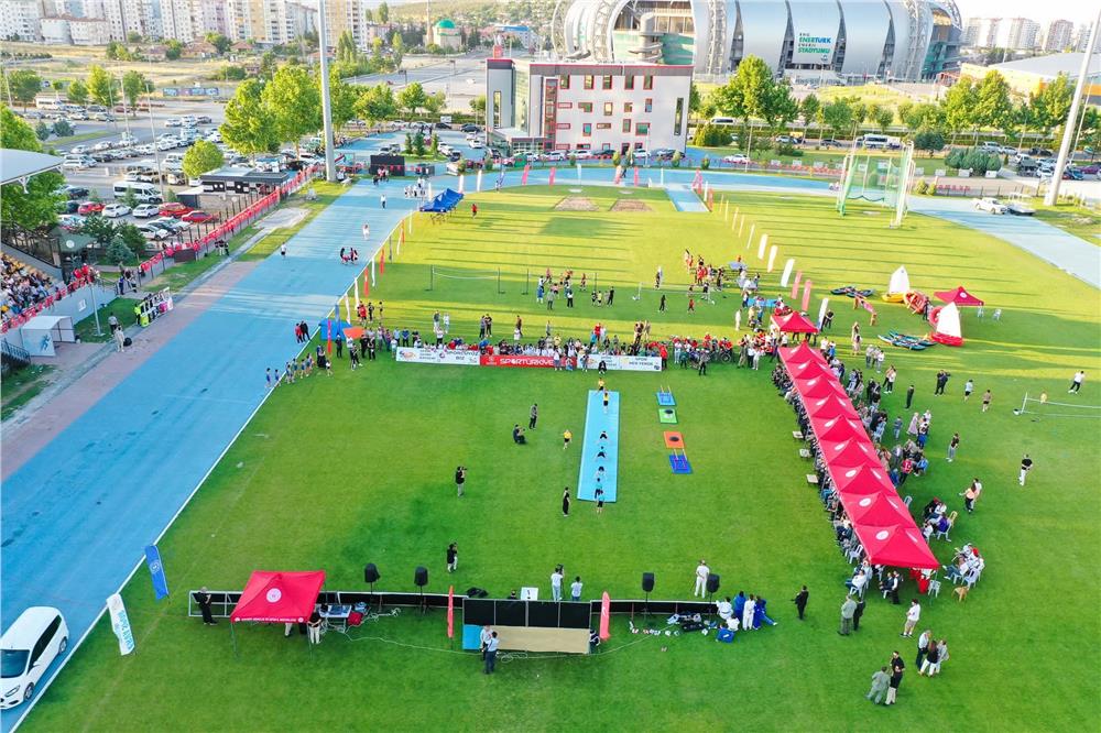 ERVA ve GSB Yaz Okullarına coşkulu açılış