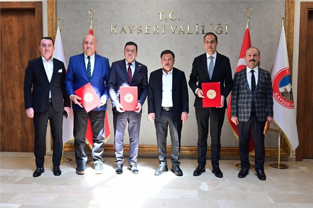 Kayseri OSB Sağlık Merkezi valilikte imzalanan protokolle Sağlık Müdürlüğü’ne tahsis edildi Kayseri OSB Sağlık Merkezi valilikte imzalanan protokolle Sağlık Müdürlüğü’ne tahsis edildi