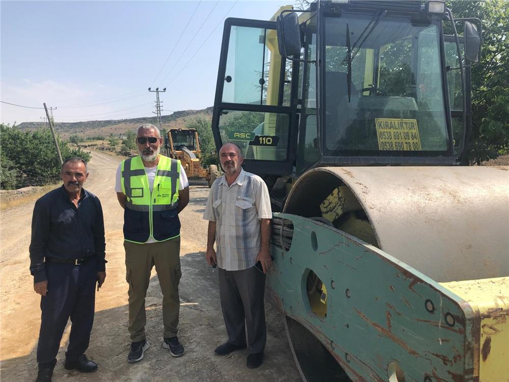 Amarat mahallesine 55 milyon TL'lik sıcak asfalt Amarat mahallesine 55 milyon TL'lik sıcak asfalt
