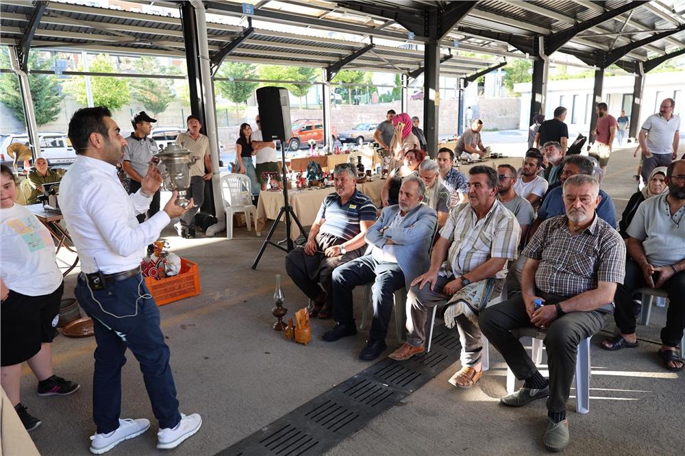 Antikacılar Talas'ta toplandı