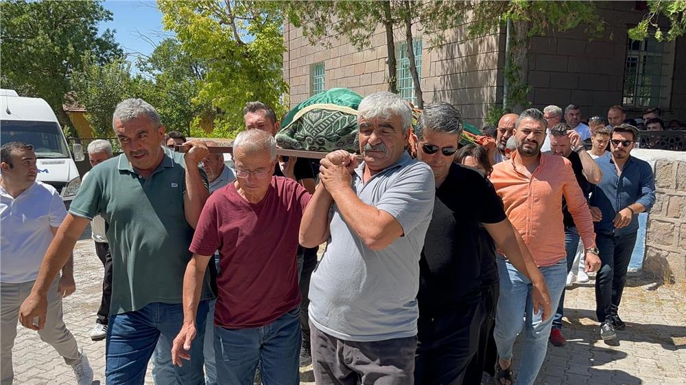 Antrenör Susamış'ın acı günü