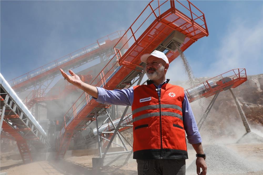 Başkan Çolakbayrakdar: Kendi kendine yeten belediyecilikte Türkiye'ye örnek oluyoruz Başkan Çolakbayrakdar: Kendi kendine yeten belediyecilikte Türkiye'ye örnek oluyoruz