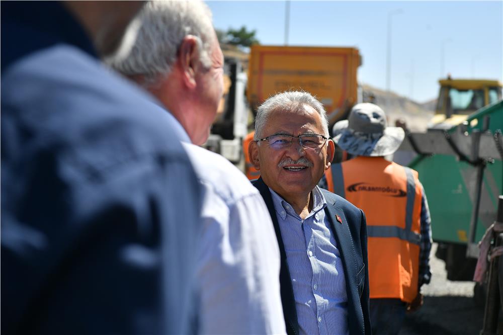 Büyükşehir; Erkilet Bulvarı
