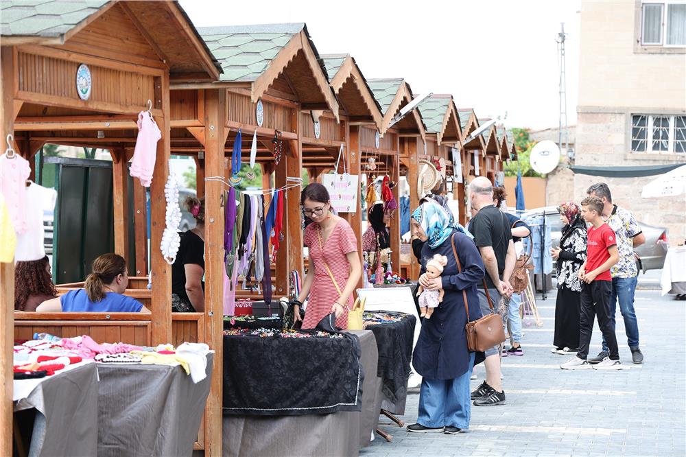Kadınlar Talas'ta maharetlerini sergiledi Kadınlar Talas'ta maharetlerini sergiledi