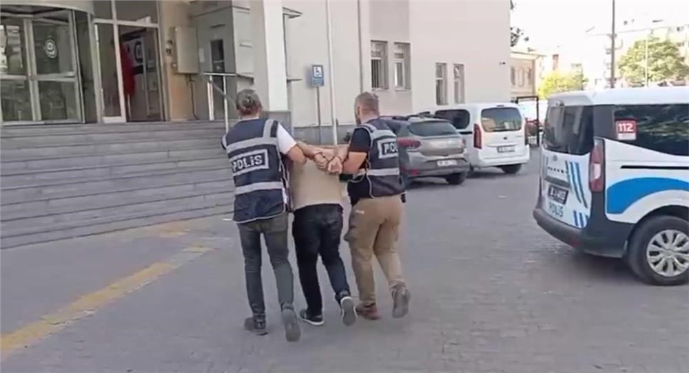 Kayseri'de 10 yıl kesinleşmiş hapis cezası bulunan şahıs yakalandı Kayseri'de 10 yıl kesinleşmiş hapis cezası bulunan şahıs yakalandı