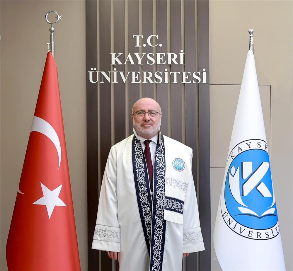 KAYÜ Rektörü Prof. Dr. Karamustafa’dan Malazgirt Zaferi mesajı KAYÜ Rektörü Prof. Dr. Karamustafa’dan Malazgirt Zaferi mesajı