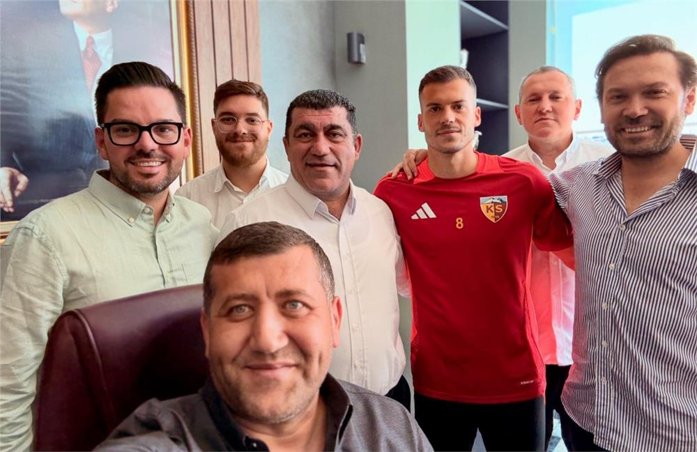 Laszlo Benes Kayserispor’a Resmi İmzayı Attı