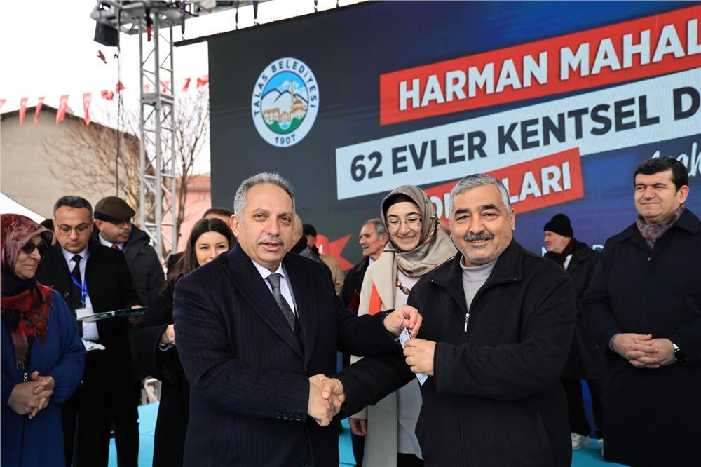 Talas'ta kentsel dönüşüm hız kesmeden sürüyor