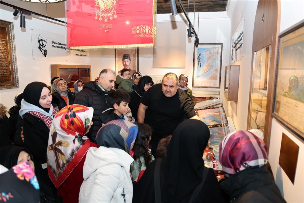 Vatandaş Talas'ta gece müzeciliğini sevdi Vatandaş Talas'ta gece müzeciliğini sevdi