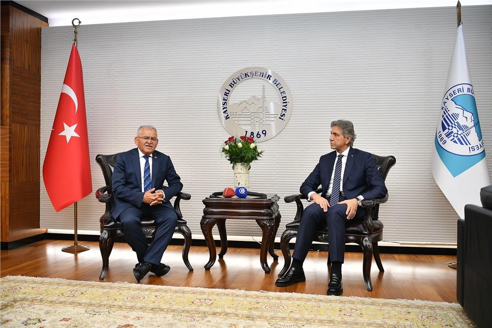 Başkan Büyükkılıç, AK Parti Genel Başkan Yardımcısı Demir'i ağırladı